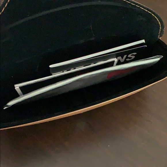 Ray Bans - Picture 6 of 7